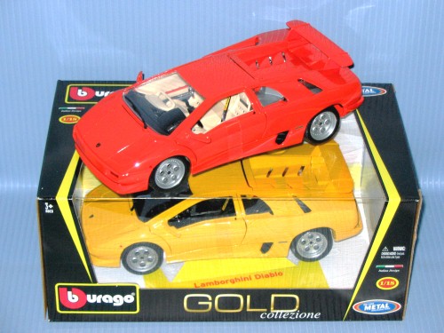 Burago<br>1:18 G.C - LAMBORGHINI DIARLO
