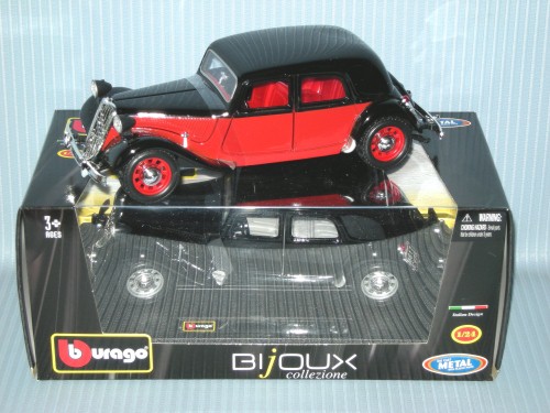   1:24 BIJOUX - CITROEN 15 CV TA (1938)