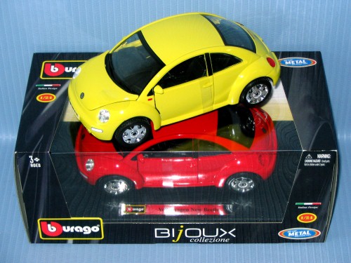 Burago<br>1:24 BIJOUX - VOLKSWAGEN NEW BEETLE