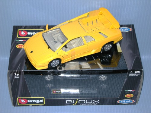   (1:24) 08 BIJOUX - LAMBORGHINI DIABLO