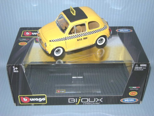   1:24 BIJOUX - FIAT 500 TAXI
