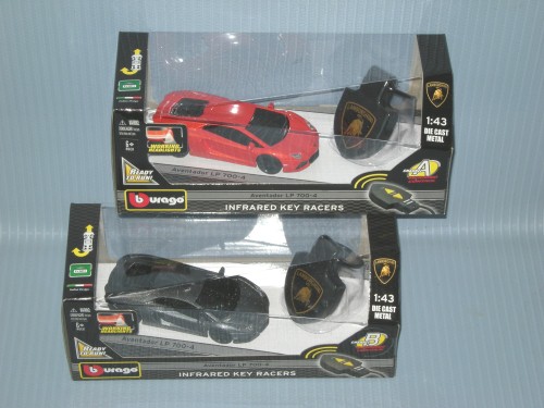   1:43 KEY RACERS-LAMBORGHINI AVENTADOR
