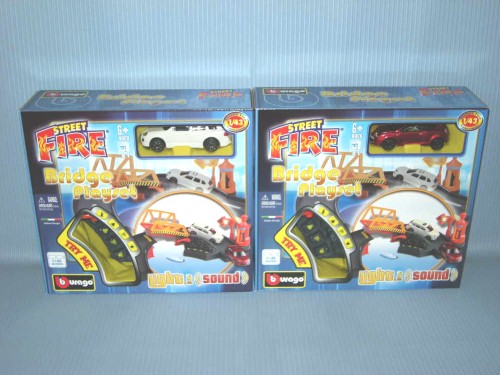 Burago<br>1:43 STREET FIRE L&S BRIDGE PLAYSET