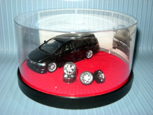   1:64 HONDA ODYSSEY ABSOLUTE - BLACK