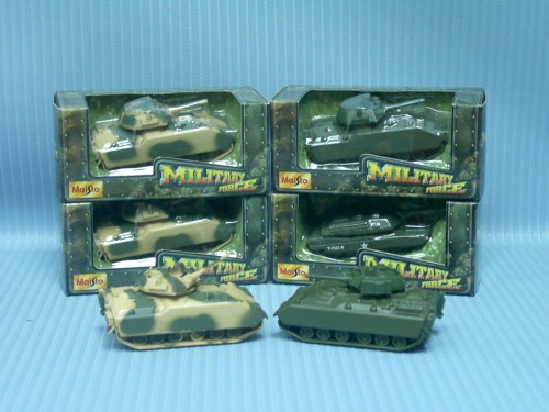 Maisto<br>14168 7.5CM MILITARY FORCE 18A