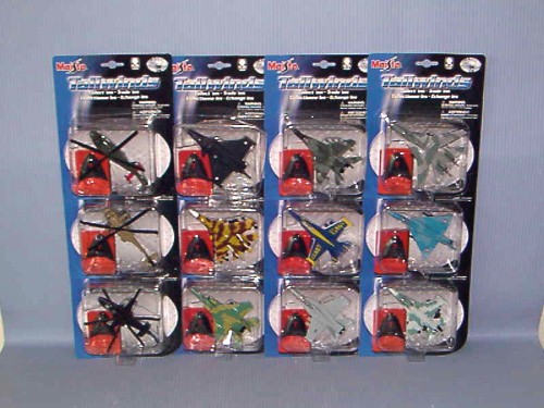 Maisto<br>BC TAIL WINDS 12A (31400)