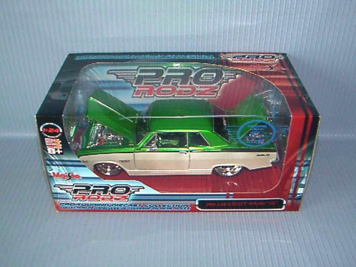 Maisto<br>1:24 PRO-RODZ - 165 SS
