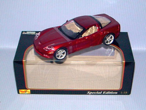   1:18 2005 CHEVROLET CORVETTE COUPE
