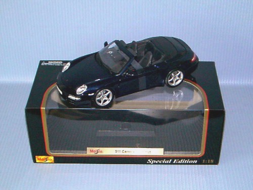 Maisto<br>1:18 PORSCHE 911 CARRERA CABRIOLET