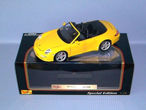 Maisto<br>1:18 PORSCHE 911 CARRERA CABRIOLET