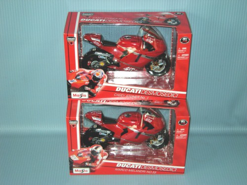   1:10 GP 2008 DUCATI TEAM