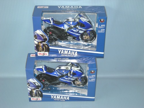   1:10 GP 2011 YAMAHA TEAM