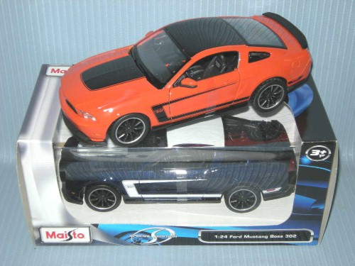 Maisto<br>1:24 FORD MUSTANG BOSS 302