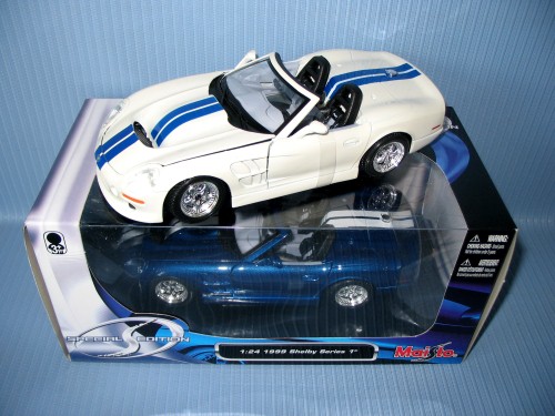 Maisto<br>1:24 1999 SHELBY SERIES 1