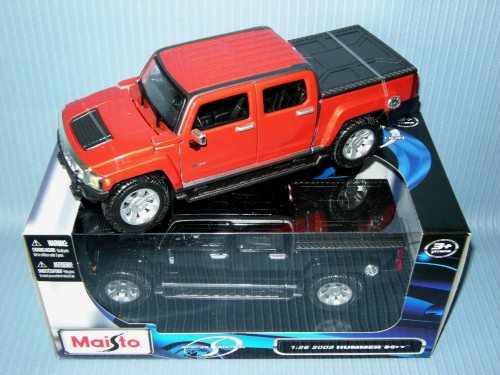 Maisto<br>1:24 HUMMER H3T