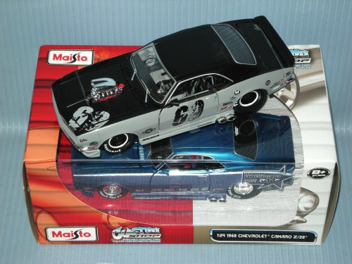 Maisto<br>1:24 PR 2006 FORD MUSTANG