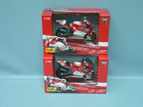 Maisto<br>1:18 GP DUCATI DESMOSEDICI 2A