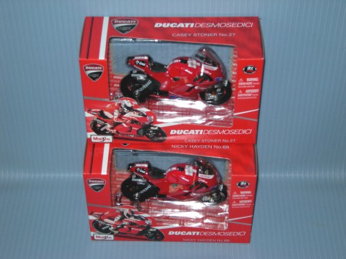   1:18 GP DUCATI DESMOSEDICI 2010