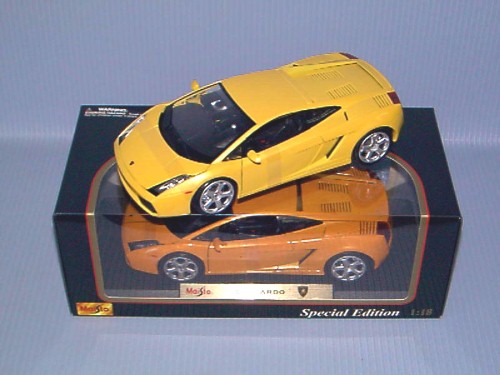 Maisto<br>1:18 LAMBORGHINI GALLARDO 3A