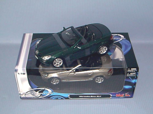 Maisto<br>1:18 MERCEDES-BENZ SLK CONVERTIBLE 2A