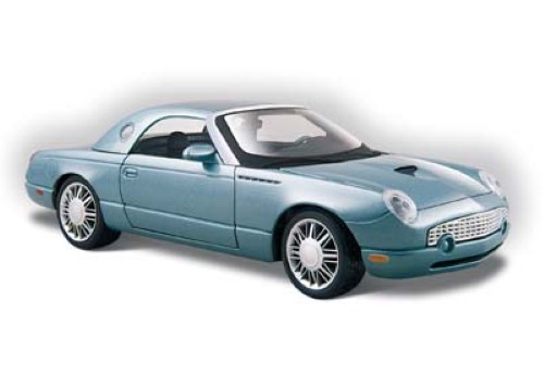 Maisto<br>1:25 2002 FORD THUNDERBIRD 2A