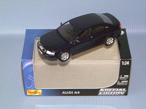 Maisto<br>1:24 AUDI  A4  1A