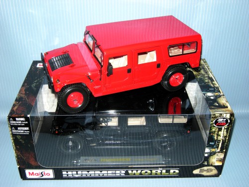Maisto<br>1:18 P.E - HUNMMER H1 WAGON (2A)