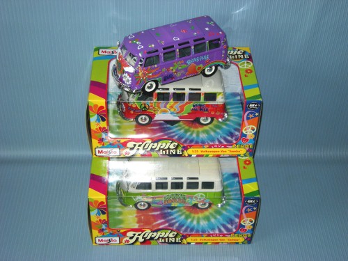 1:24 HIPPIE LINE - VOLKSWAGEN VAN SAMB