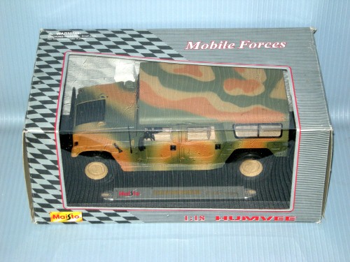 1:18 HUMMER STATION WAGON CC