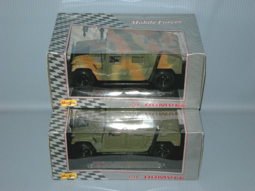 Maisto<br>1:18 P.E HUMVEE 2A