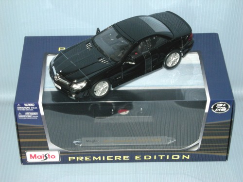 Maisto<br>1:18 P.E MERCEDES-BENZ SL63 AMG