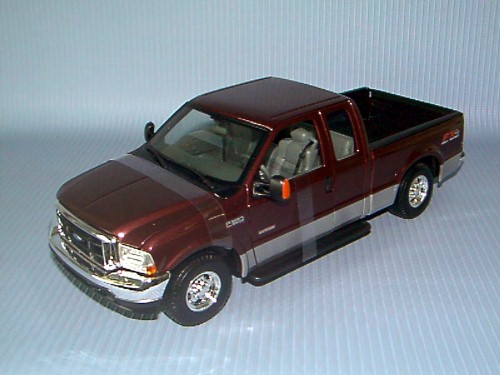 1:18 P.E 2004 FORD F-350 LARIAT