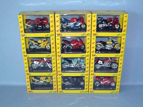 Maisto<br>1:18 HONDA MOTORBIKE 8A