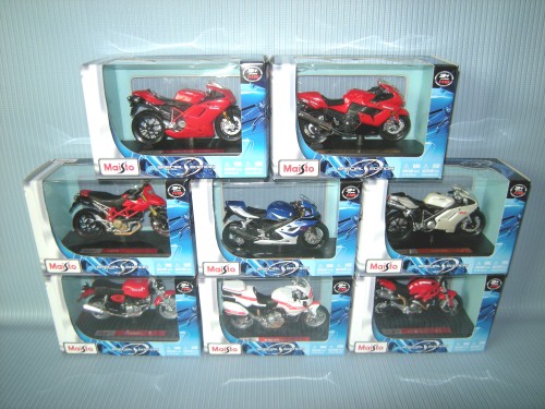 Maisto<br>1:18 S.E MOTO (ASST)