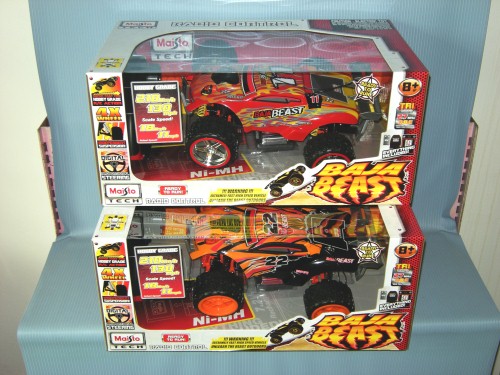 Maisto<br>TECH R/C VEHICLES - BAJA BEAST