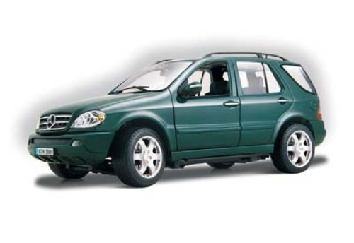 1:18 MERCEDES BENZ ML320